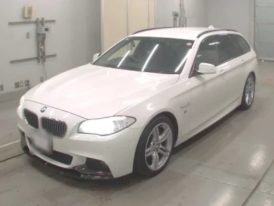 BMW 5-Series  с аукциона в Японии
