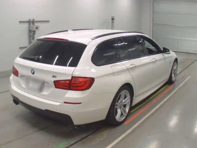 BMW 5-Series  с аукциона в Японии