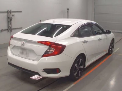 Honda CIVIC  с аукциона в Японии