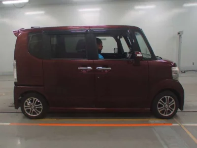 Honda N BOX PLUS