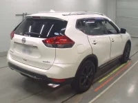 Nissan X-TRAIL лот № 30610 оценка 5  с аукциона в Японии 1