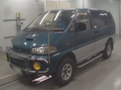 Mitsubishi DELICA
