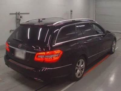 Mercedes-Benz E CLASS WAGON