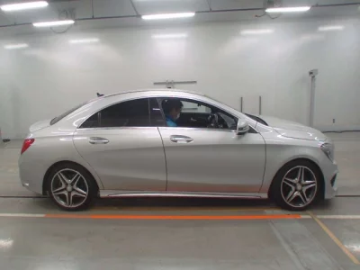 Mercedes-Benz CLA CLASS