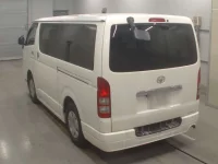 Toyota HIACE VAN лот № 30612 оценка 3.5  с аукциона в Японии 5