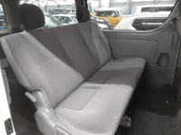 Toyota HIACE VAN лот № 30612 оценка 3.5  с аукциона в Японии 9