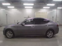 Nissan FUGA лот № 30641 оценка 4  с аукциона в Японии 3