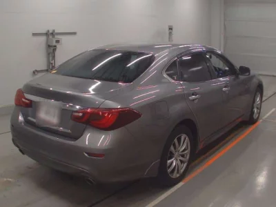 Nissan FUGA  с аукциона в Японии