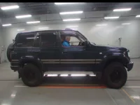 Toyota LAND CRUISER лот № 30678 оценка 3  с аукциона в Японии 2