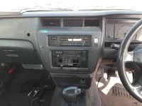 Toyota CROWN COMFORT лот № 10301 оценка R  с аукциона в Японии 8