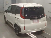Toyota SIENTA лот № 30623 оценка 5  с аукциона в Японии 5