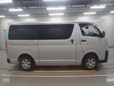 Toyota REGIUS ACE VAN