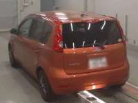 Nissan NOTE лот № 10384 оценка 3.5  с аукциона в Японии 5