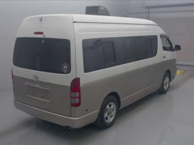 Toyota HIACE VAN  с аукциона в Японии