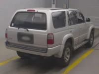 Toyota HILUX SURF лот № 18 оценка 3.5  с аукциона в Японии 1