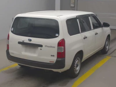 Toyota PROBOX  с аукциона в Японии