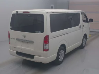 Toyota REGIUS ACE VAN