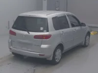 Mazda DEMIO лот № 30010 оценка 3.5  с аукциона в Японии 1