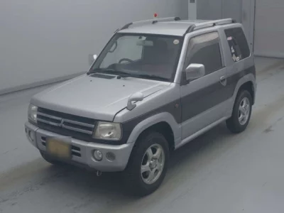 Mitsubishi PAJERO MINI