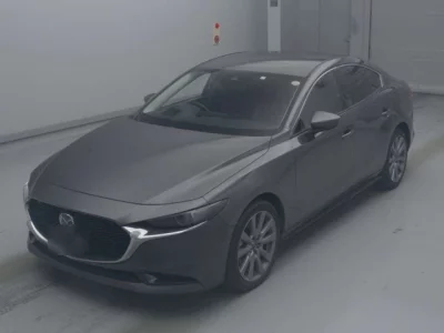 Mazda MAZDA3  с аукциона в Японии