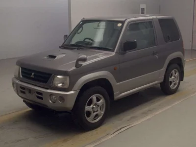 Mitsubishi PAJERO MINI