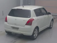 Suzuki SWIFT лот № 4086 оценка RA  с аукциона в Японии 1