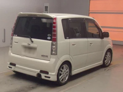 Daihatsu MOVE  с аукциона в Японии
