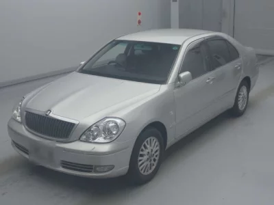 Toyota BREVIS  с аукциона в Японии