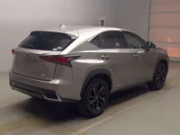 Lexus NX лот № 71006 оценка 4  с аукциона в Японии 1
