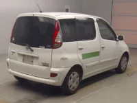Toyota FUNCARGO лот № 74035 оценка 3  с аукциона в Японии 1