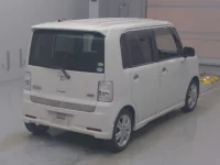 Toyota PIXIS SPACE лот № 4210 оценка 3.5  с аукциона в Японии 1