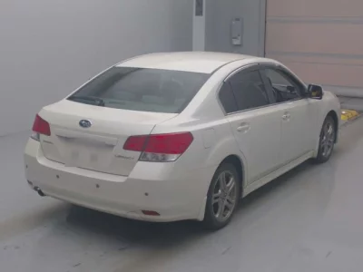 Subaru LEGACY B4