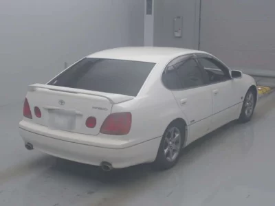 Toyota ARISTO  с аукциона в Японии