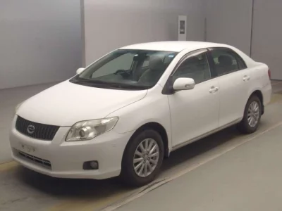 Toyota COROLLA AXIO  с аукциона в Японии