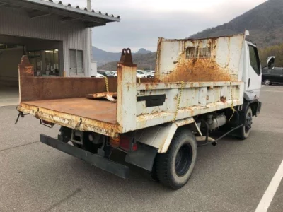 Mitsubishi FUSO TRUCK  с аукциона в Японии