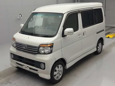 Daihatsu Atrai Wagon  с аукциона в Японии