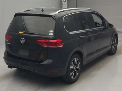 Volkswagen GOLF TOURAN