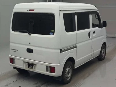 Mitsubishi MINICAB VAN
