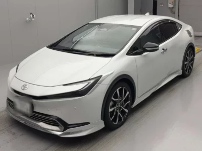 Toyota PRIUS PHV  с аукциона в Японии
