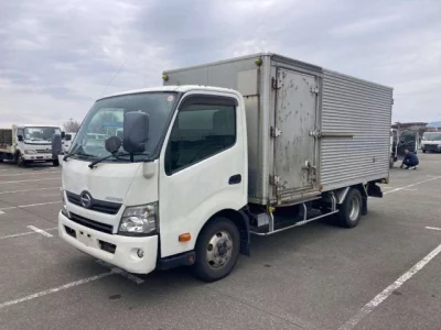 Hino DUTRO  с аукциона в Японии
