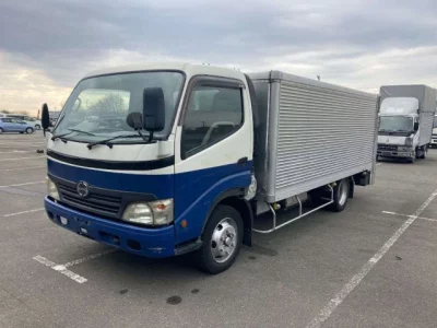 Hino DUTRO  с аукциона в Японии