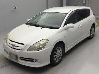 Toyota CALDINA  с аукциона в Японии
