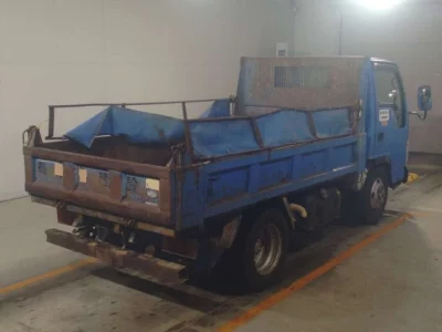 Mazda TITAN  с аукциона в Японии