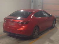 Mazda AXELA лот № 30020 оценка R  с аукциона в Японии 1