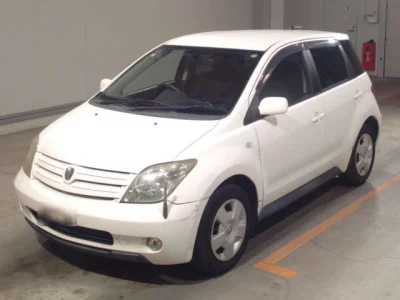 Toyota IST