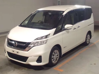 Nissan SERENA  с аукциона в Японии