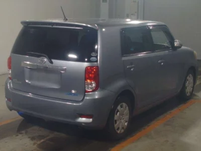 Toyota COROLLA RUMION  с аукциона в Японии