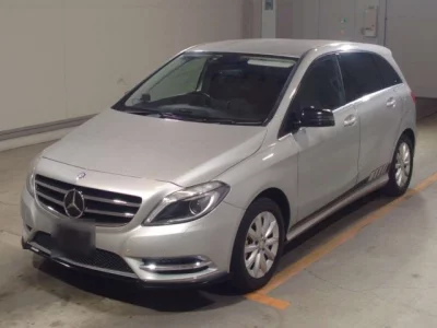 Mercedes-Benz B CLASS