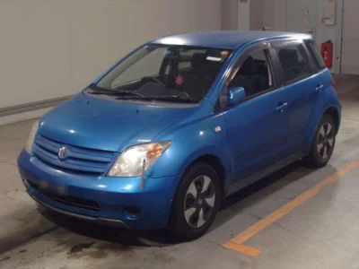 Toyota IST