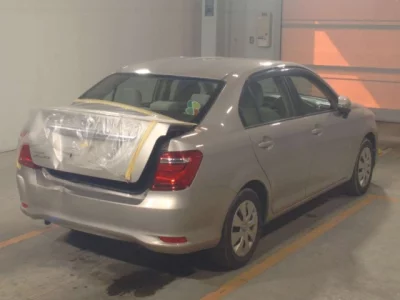 Toyota COROLLA AXIO  с аукциона в Японии
